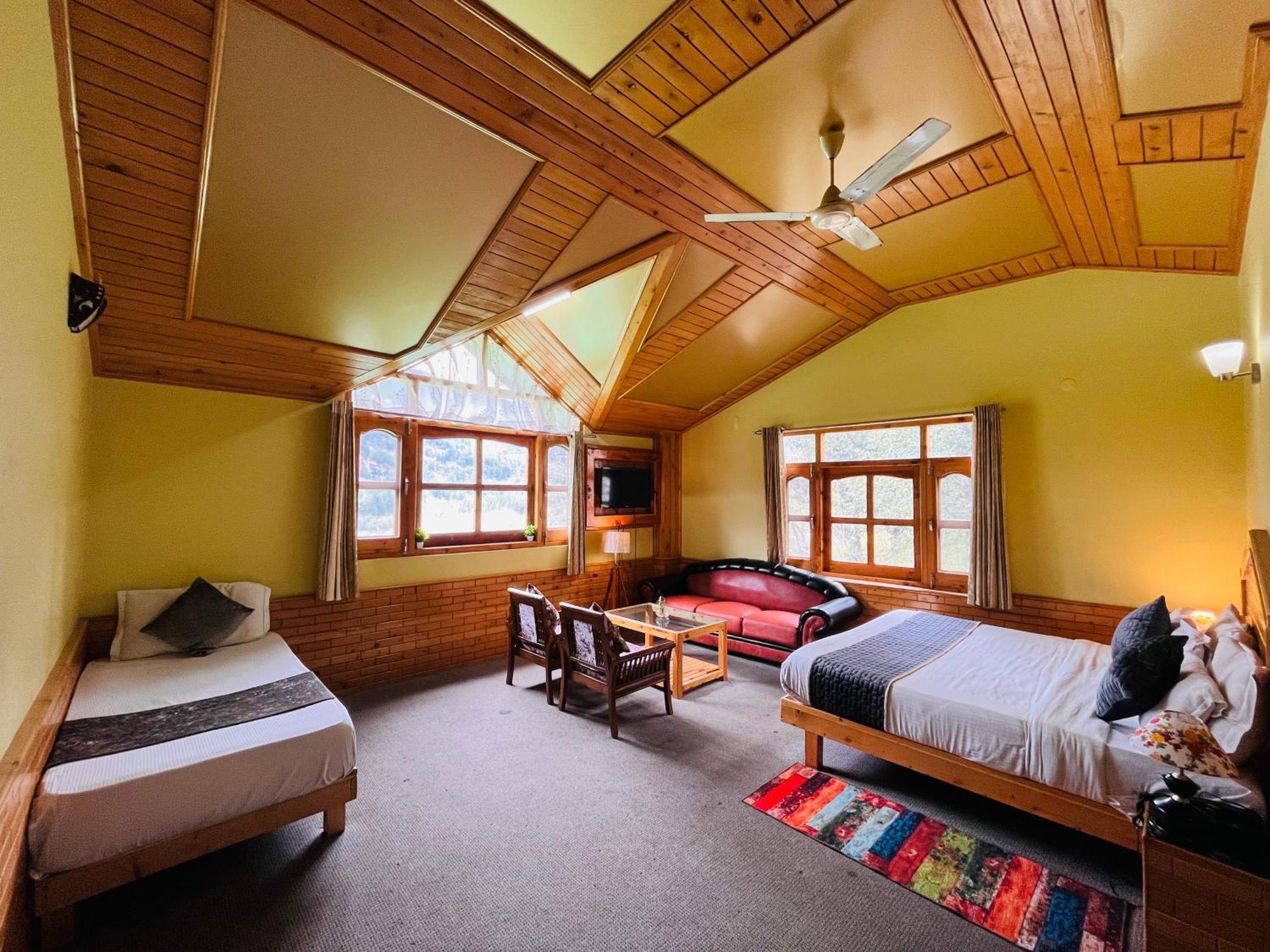 The Hollywood Vibes - #Riverview #Premium Rooms #Prime Location #Most Awarded #Parking #Top Rated #Open Terrace #Best Selling Hotel In Manali Exterior foto