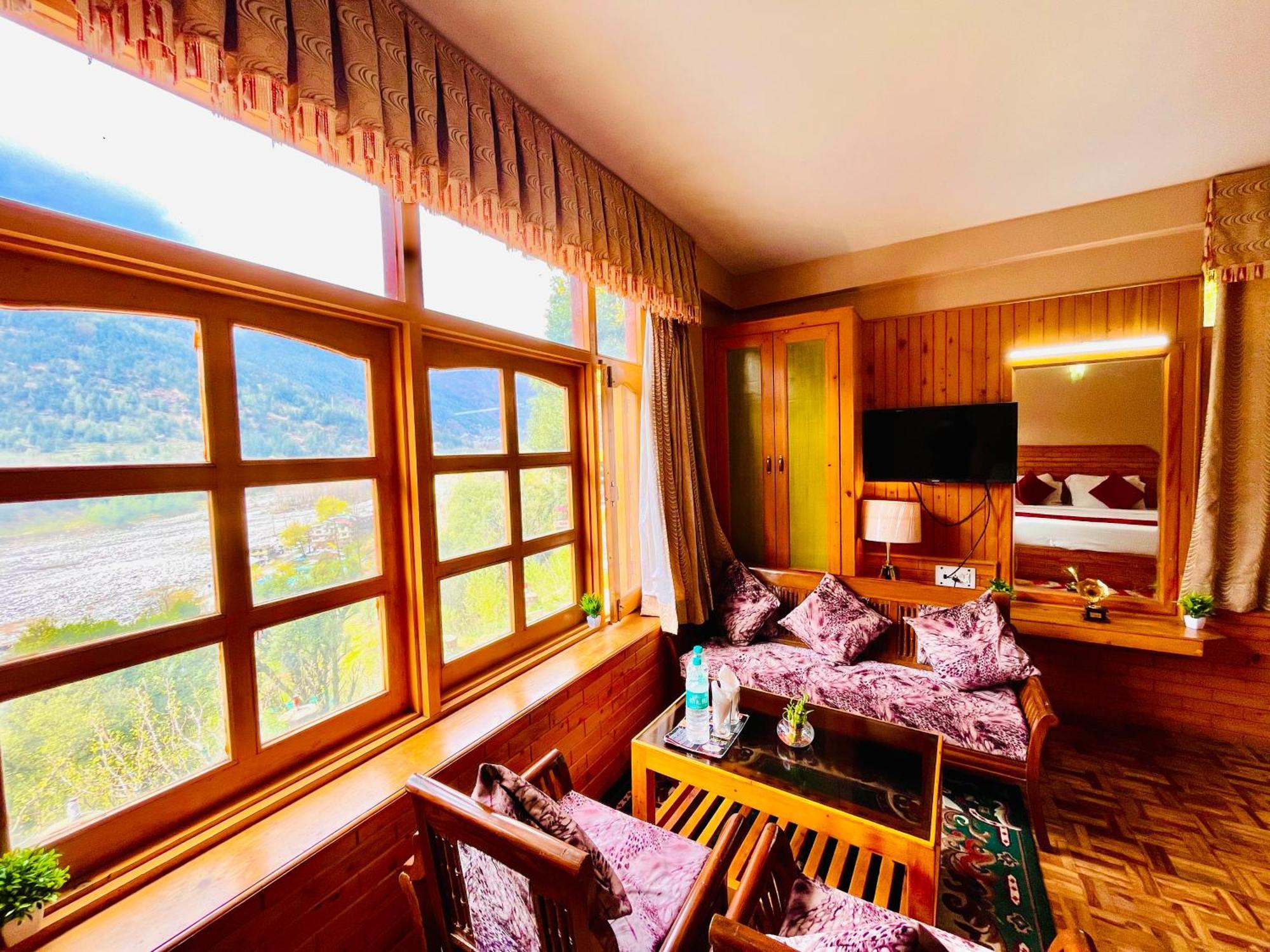 The Hollywood Vibes - #Riverview #Premium Rooms #Prime Location #Most Awarded #Parking #Top Rated #Open Terrace #Best Selling Hotel In Manali Exterior foto